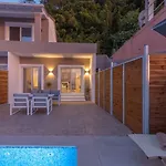 Valtes Luxurious Apartments