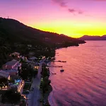 Valtes Luxurious Apartments